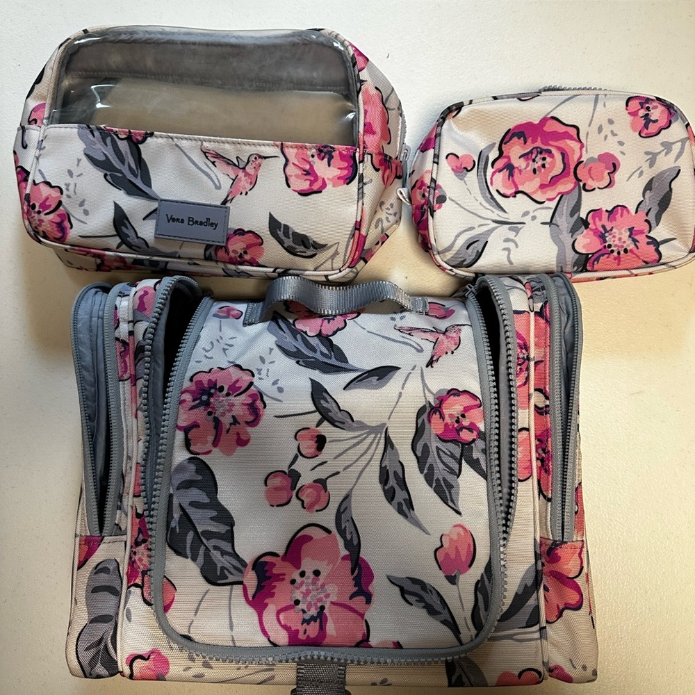 Vera Bradley Hummingbird Reactive Cosmetic Travel Bundle